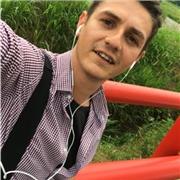 Ragazzo di 26 anni con ottima conoscenza della lingua inglese, da disponibiltà per ripetizioni per studenti di scuole medie/superiori